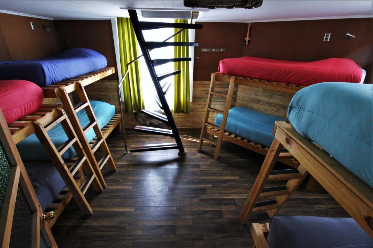 Corner Hostel Puerto Natales Esterno foto