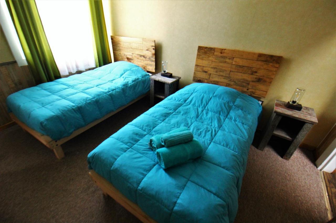 Corner Hostel Puerto Natales Esterno foto