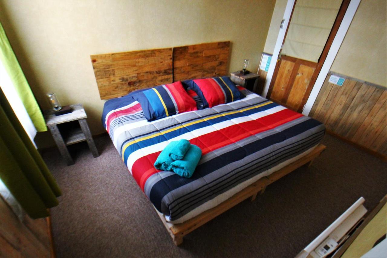 Corner Hostel Puerto Natales Esterno foto